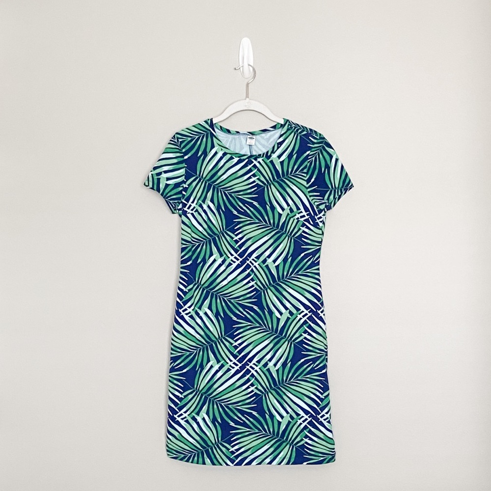 Old Navy palm tree leaf tee shirt dress